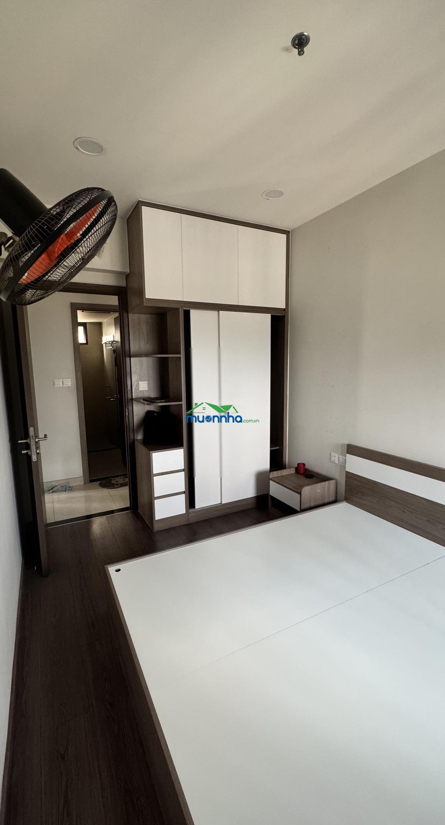 Hàng hiếm - cho thuê căn góc 89m2 3pn full nội thất - view hồ đá - tầng cao mát mẻ ht pearl - 2