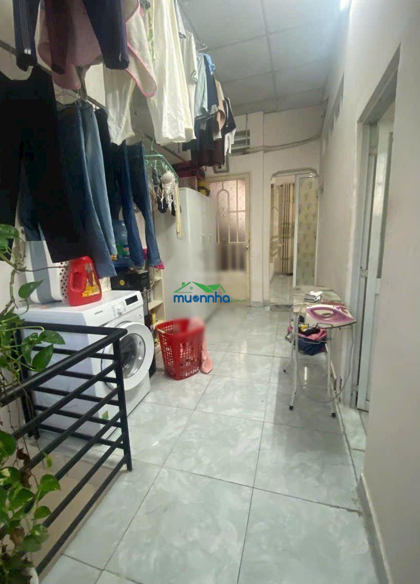 3,99 tỷ - nhà 3 tầng, 4 phòng ngủ, đường 11, linh xuân - 3