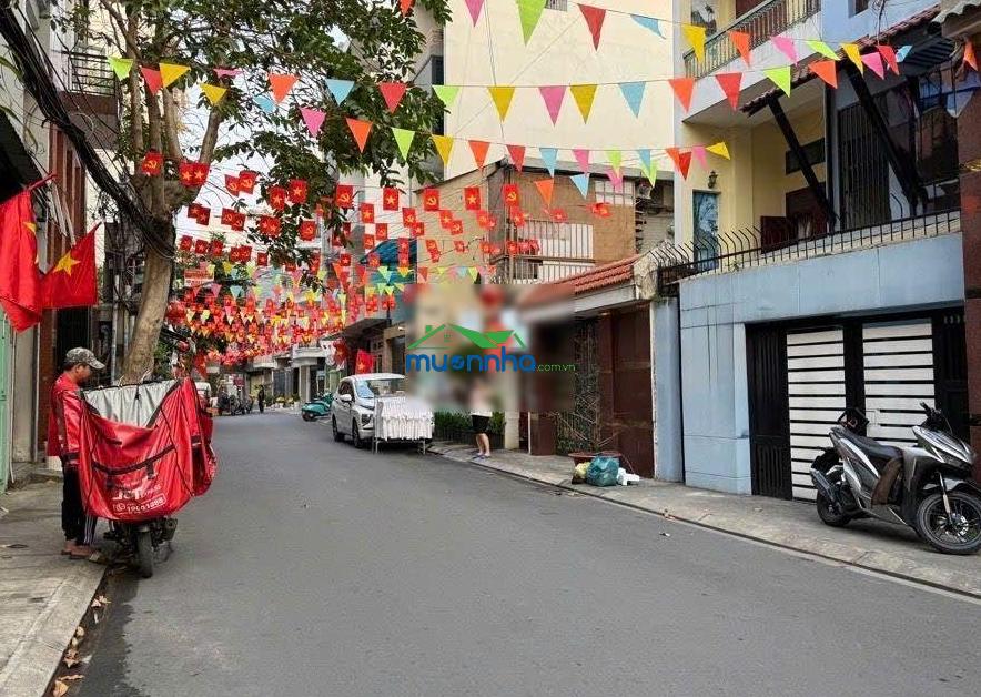 Giảm giá siêu sốc 17 tỷ hạ chào còn 14,6 tỷ - dt lớn - ngang 5m - 4