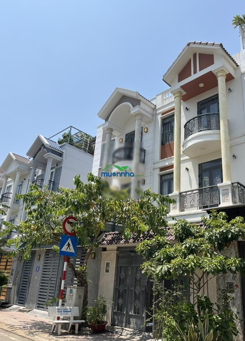 Chính chủ bán nhà khu đồng bộ kdc centana đường trường lưu p long trường tp thủ đức.