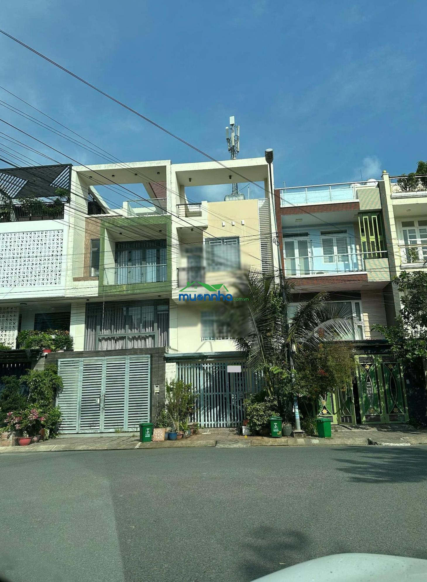 Bán nhà dt: 5mx18m cn 90m2, 3 lầu, đường trước nhà 12m, ngay liên phường - 2