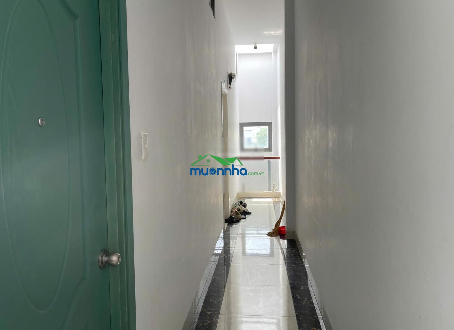Bán nhà 1 trệt 2 lầu 8pn hẻm ô tô 210 man thiện gần chợ đêm chỉ 8,5 tỷ, đang cho thuê 21 tr/th