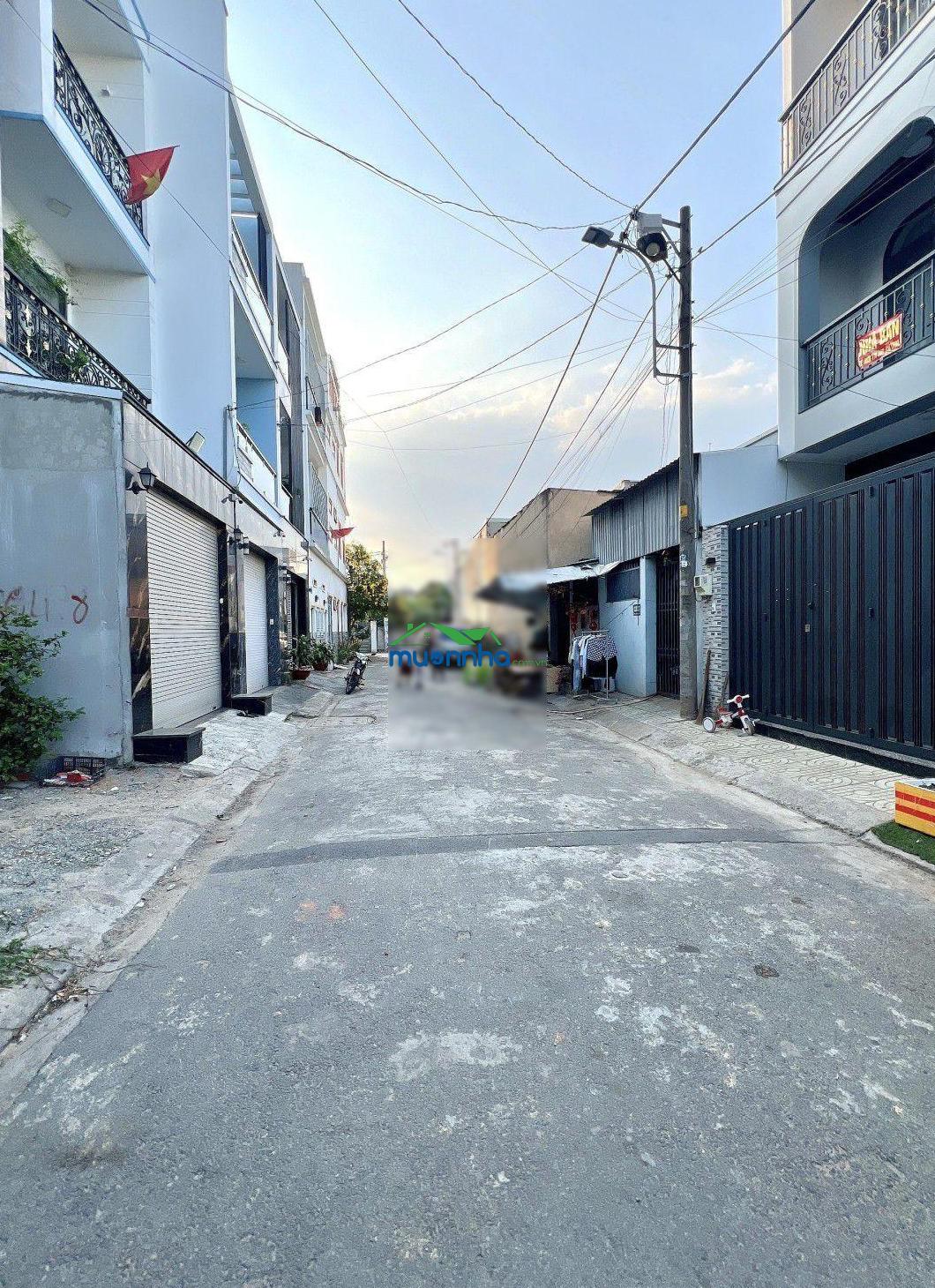 6,7 tỷ - nhà 3 tầng, 68m²- 5 phòng ngủ, đường số 8, linh xuân - 3