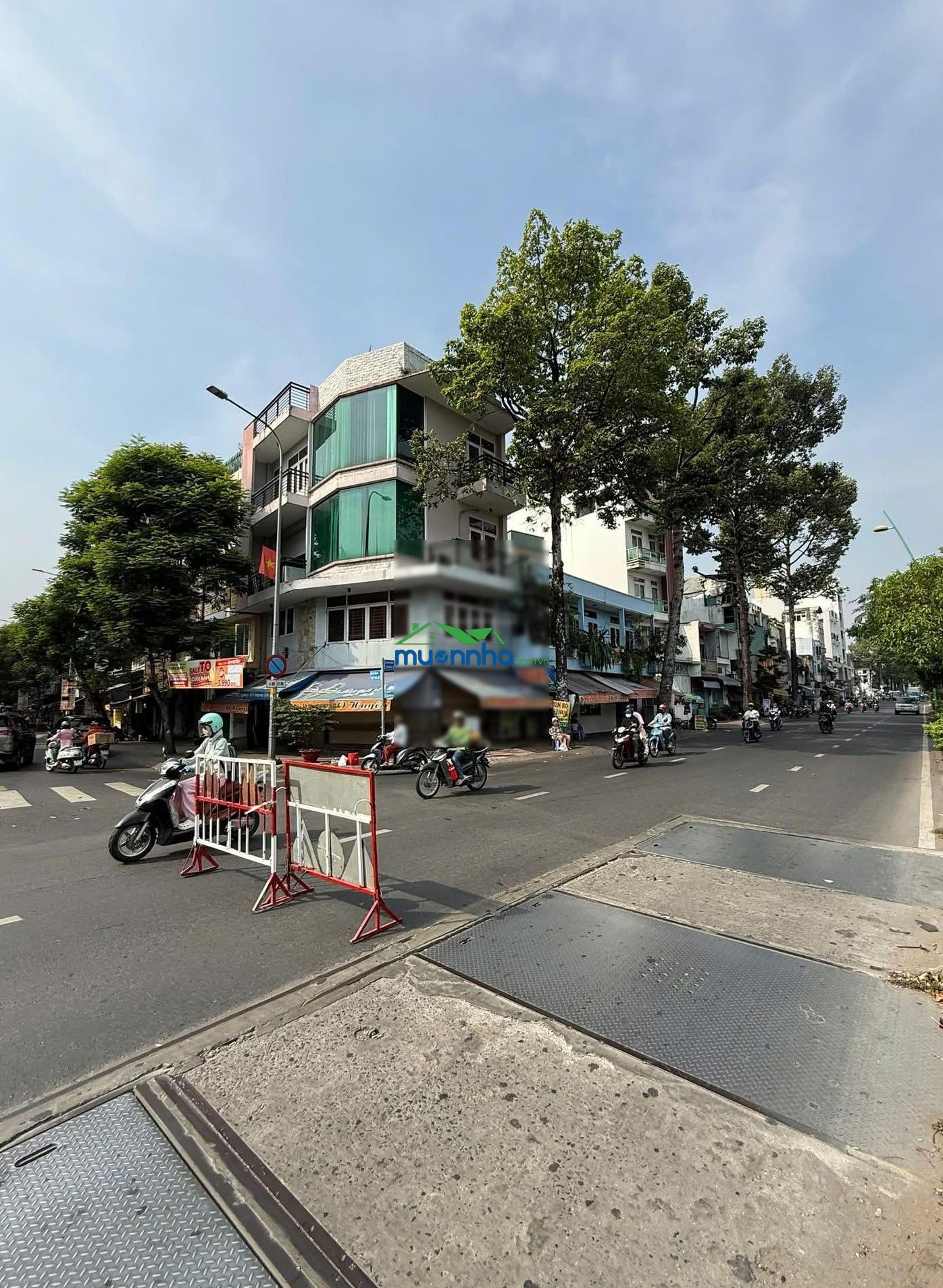 Bán nhà riêng tại trương quốc dung, 22 tỷ, 78.2m2, view đẹp hàng hiếm tại phú nhuận