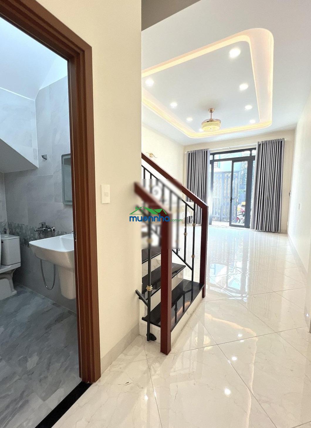 Bán nhà 67m2 x 4 tầng mới 100%, hxh 7m, gần phạm văn đồng, trường th đào sơn tây.