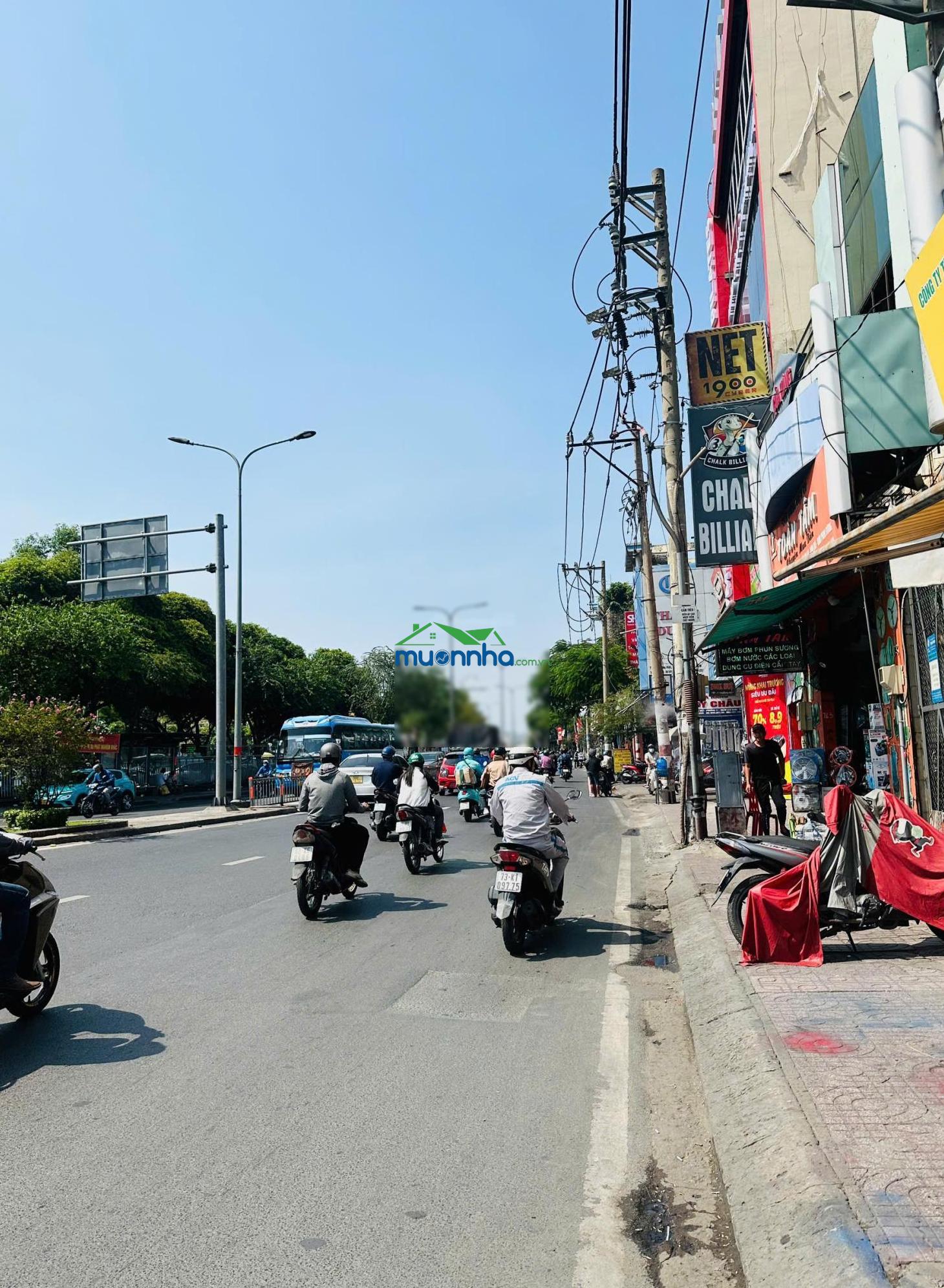 Quá rẻ! chỉ 100tr/m2, sở hữu nhà 2 tầng dt 4 x 22m đường trường chinh - ngay bảy hiền