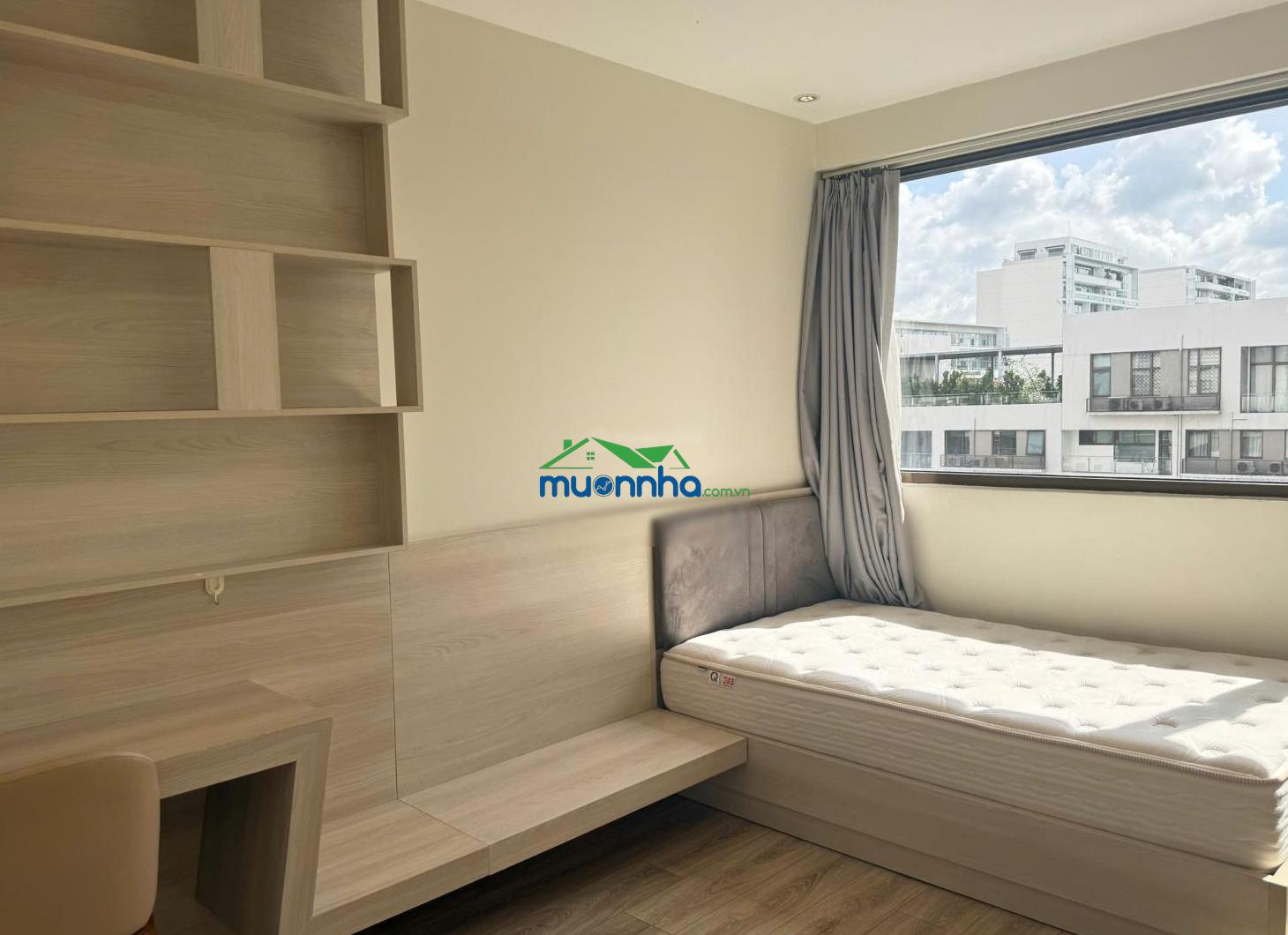 Cho thuê căn hộ panorama phú mỹ hưng 146m2 3 phòng ngủ, nhà có sẵn nội thất