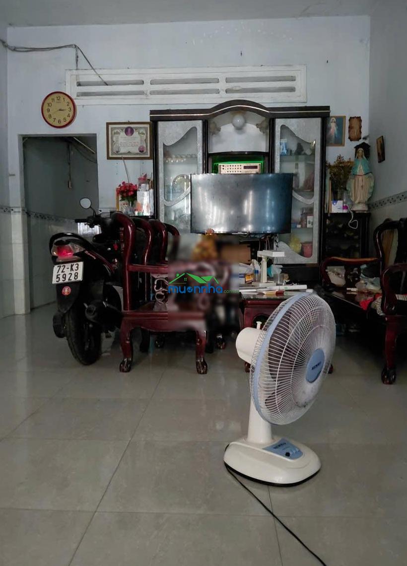 Chính chủ bán nhà - quận tân phú - đối diện công viên - khu vip - bàn cờ - phù hợp gđ công giáo