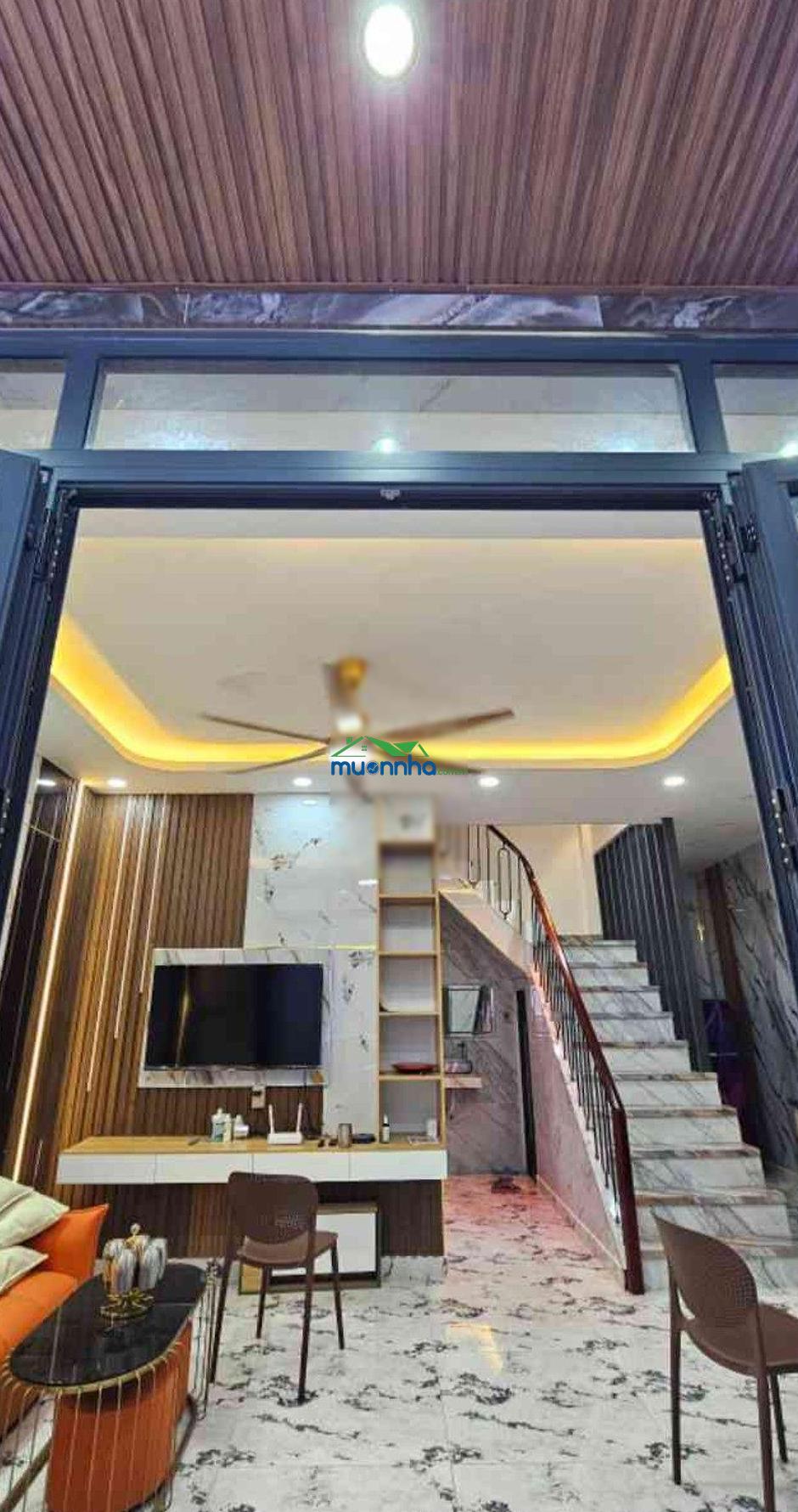 Tân bình $$ 4.85 bán nhà âu cơ dt:39 m2 (4.7 7) gần 40m2 x 2 tầng - 3pn ( pn trệt cho ngư
