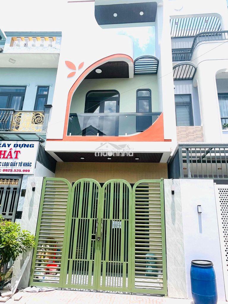 Nhà xây mới hoàn toàn-dtsd 107,7m2-ngã tư chiêu liêu-đang hoàn công