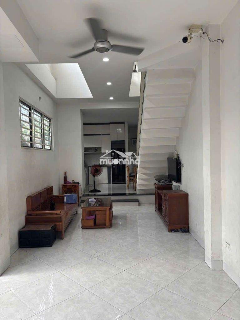 Nhà 3 lầu- lô góc- đất ở đô thị- 3.4 tỷ