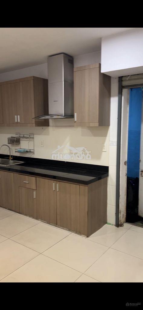 Nhà sạch đẹp chưa qua cho thuê, căn góc 2 mặt hẻm, hẻm xe hơi - 2