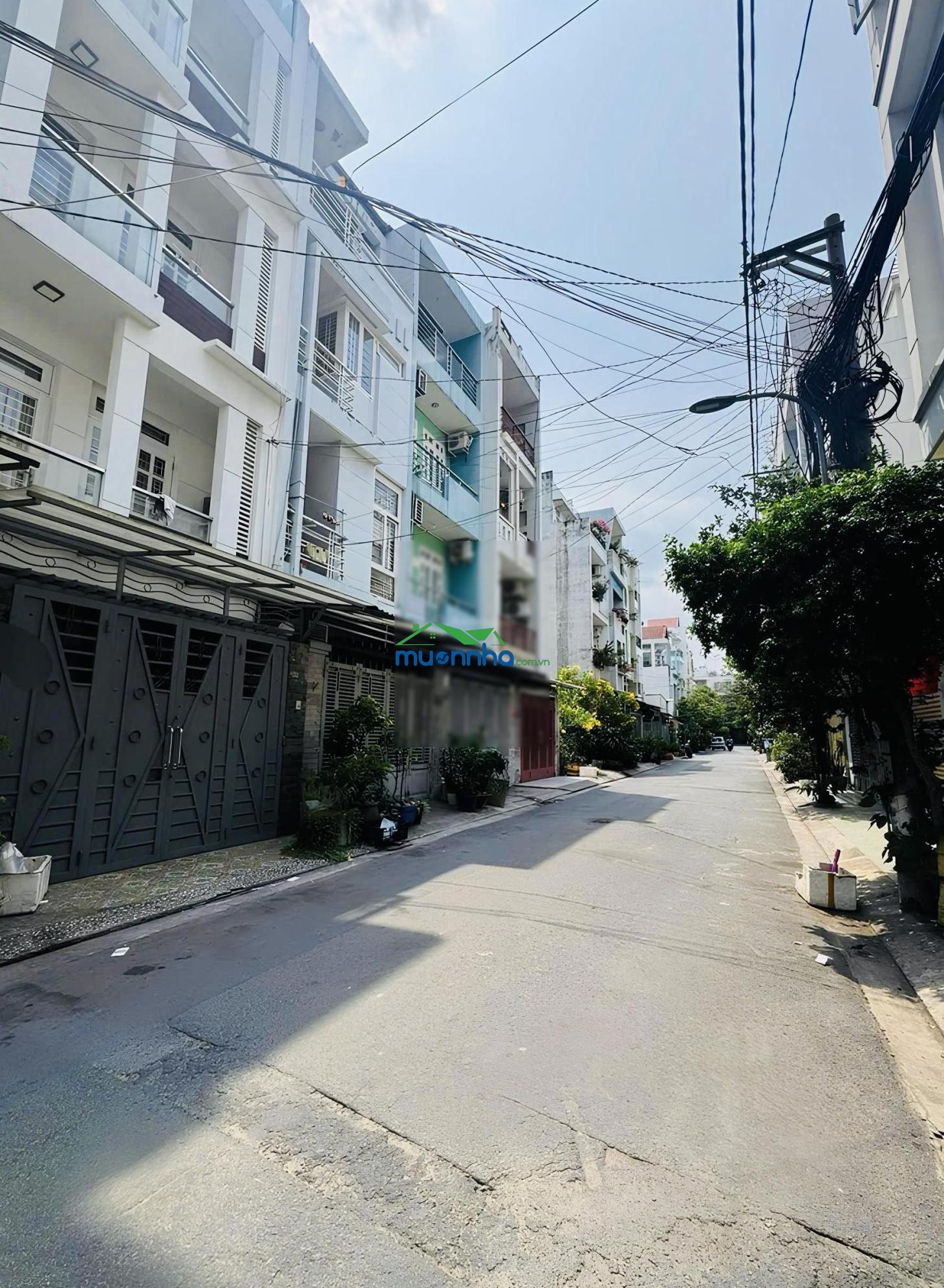 Đường 5m, dt: 4x16m, nhà 4 tầng, lê văn quới