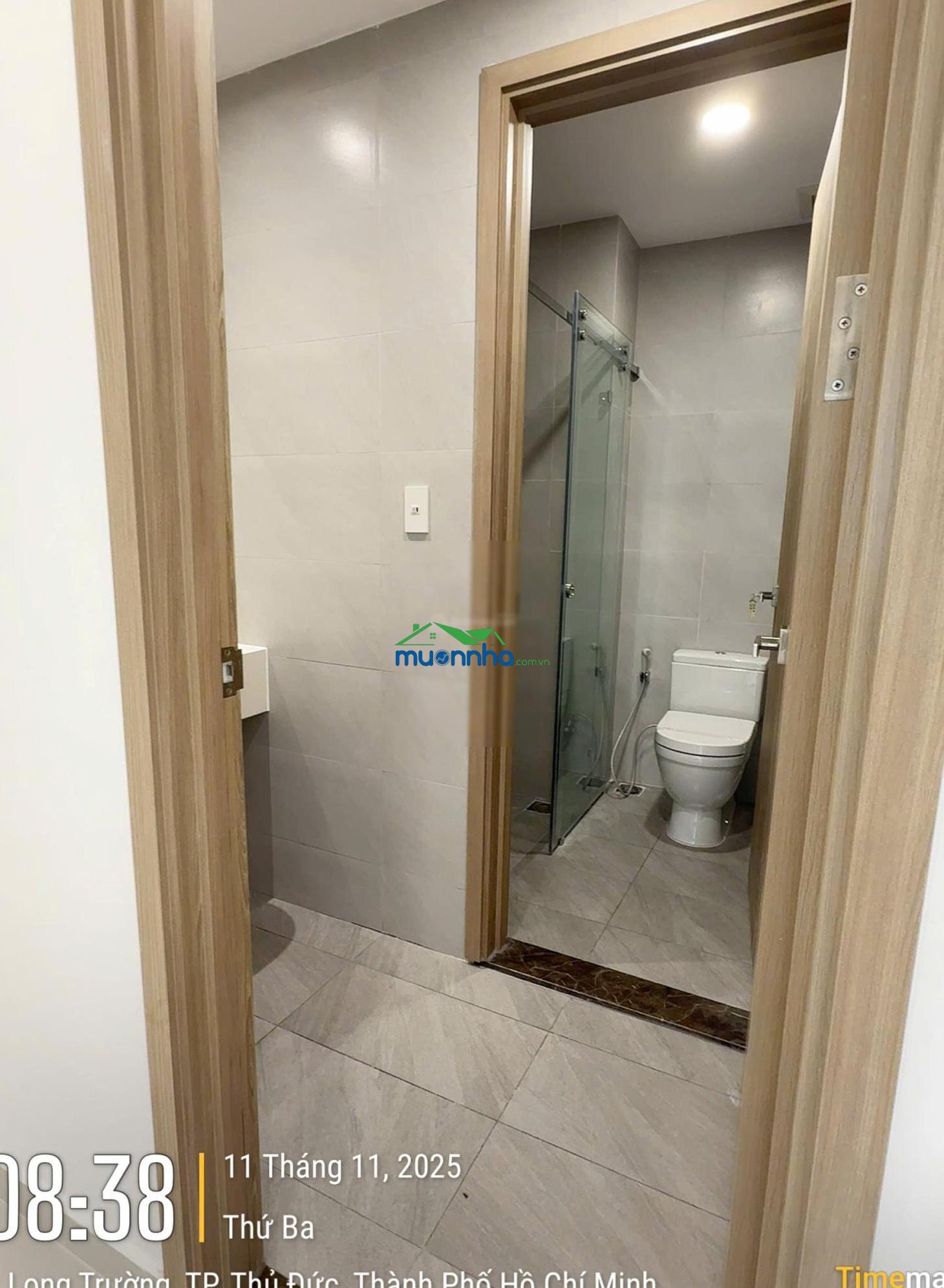 Cho thuê 1pn + 1 mt eastmark, giá 5 triệu/th. ở ngay. free gym, hồ bơi, bbq