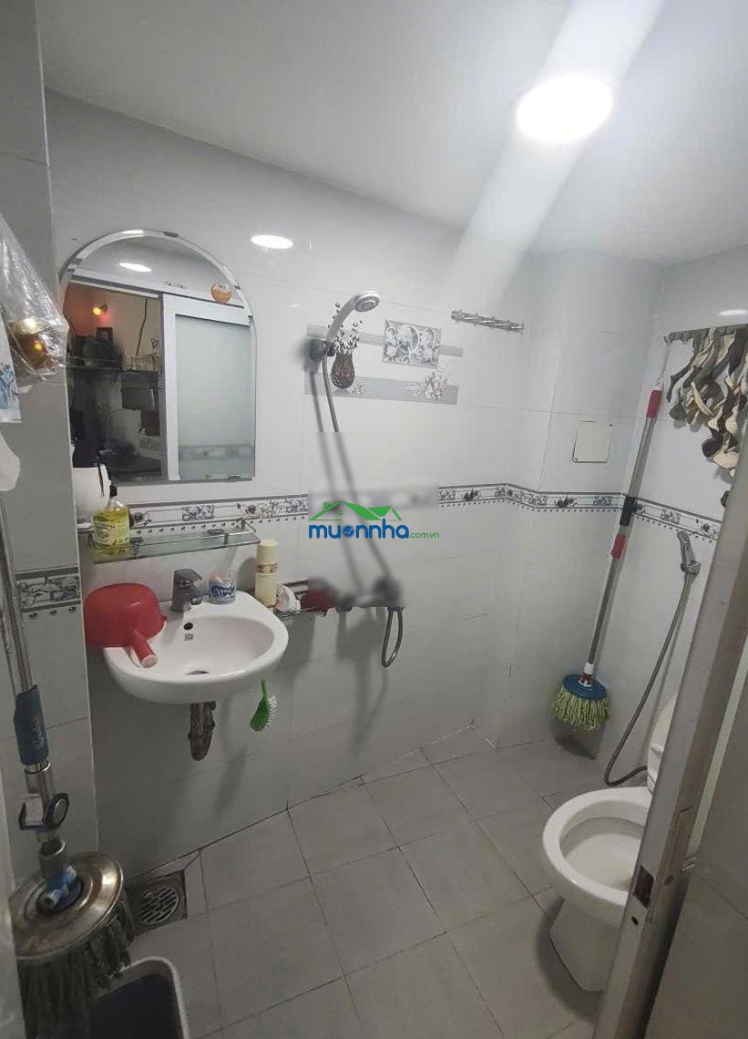 Giảm 400tr ..trước bán 5 tỷ670 giờ giảm còn 5 tỷ270 nhà 483/12a.âu cơ phú trung tân phú .