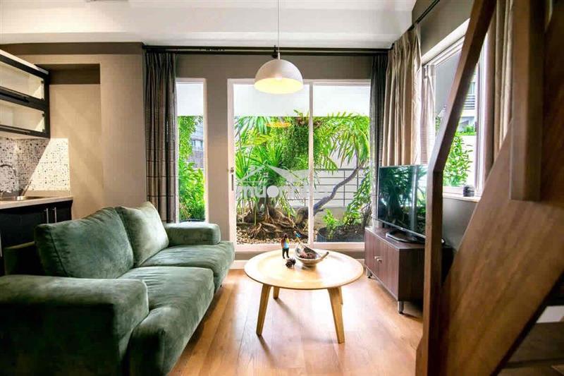 Chdv full nội thất duplex cao không đụng đầu ngay công viên hvt