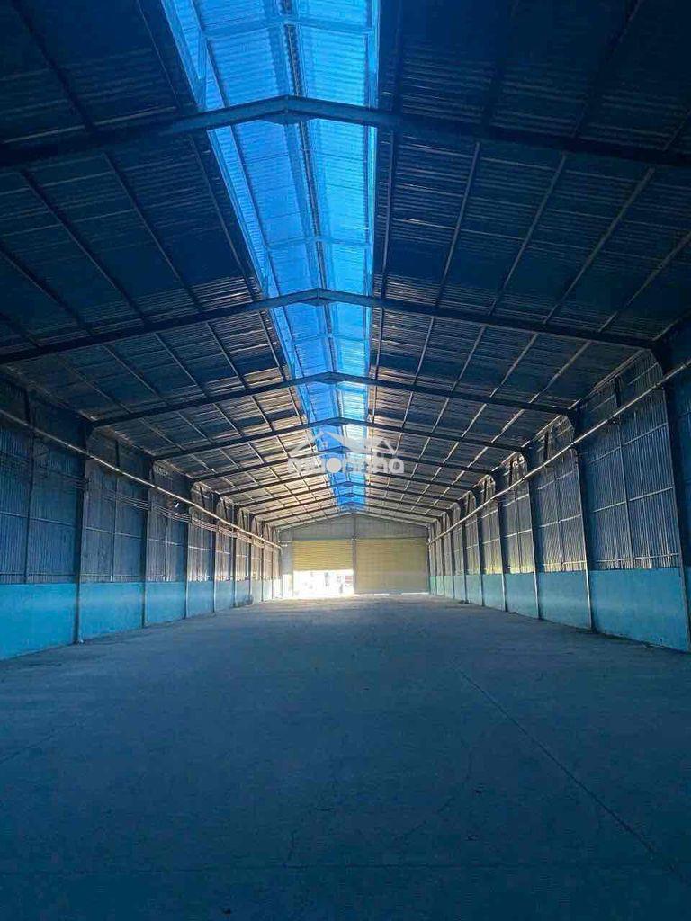 Bán xuong có hợp đồng cho thuê 45tr tháng tân uyên hcm