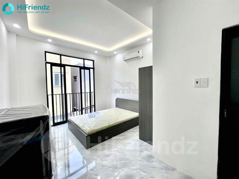 Căn hộ studio - ban công - 25m2 - full nội thất- thích quãng đức
