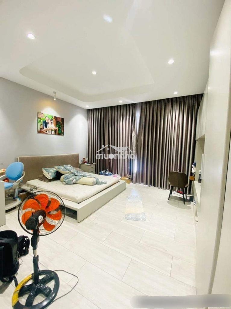 Cho thuê nguyên căn nguyễn minh hoàng. khu vip k300. dt: 5x18m - 3