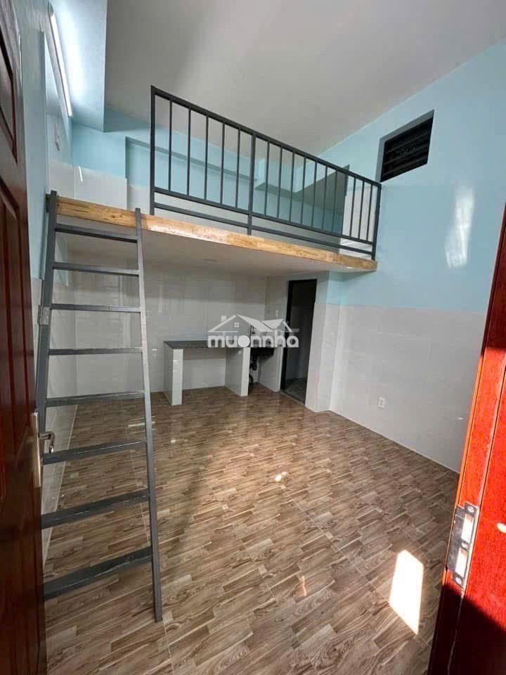 Phòng duplex có máy lạnh gần bệnh viện đh ngân hàng spkt  - 3