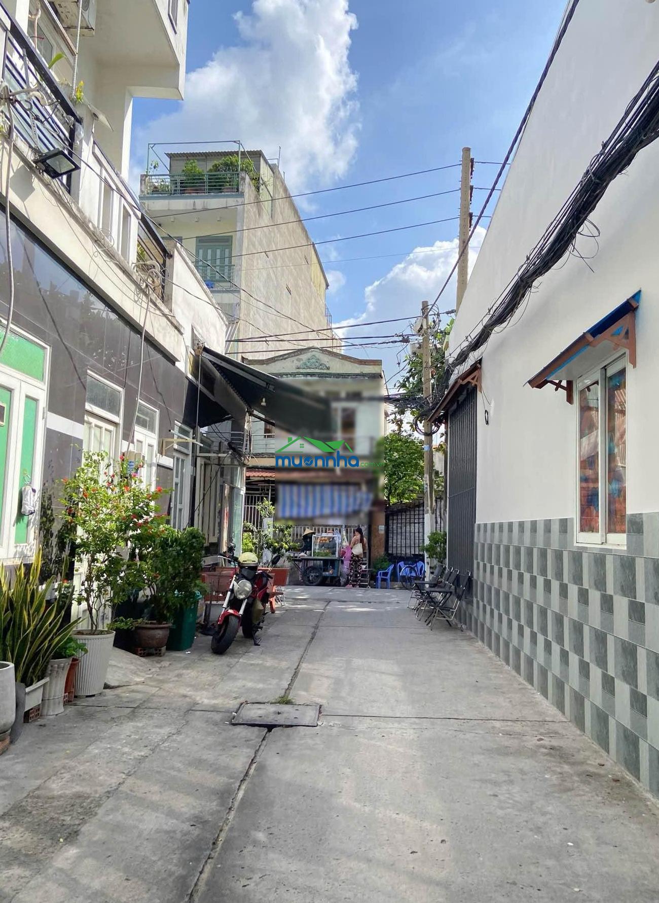 Hot, bán gấp nhà riêng mã lò btân. 60m2, 3 tầng mới đẹp, hẻm 5m sát mặt tiền, chỉ nhỉnh 5 tỷ.