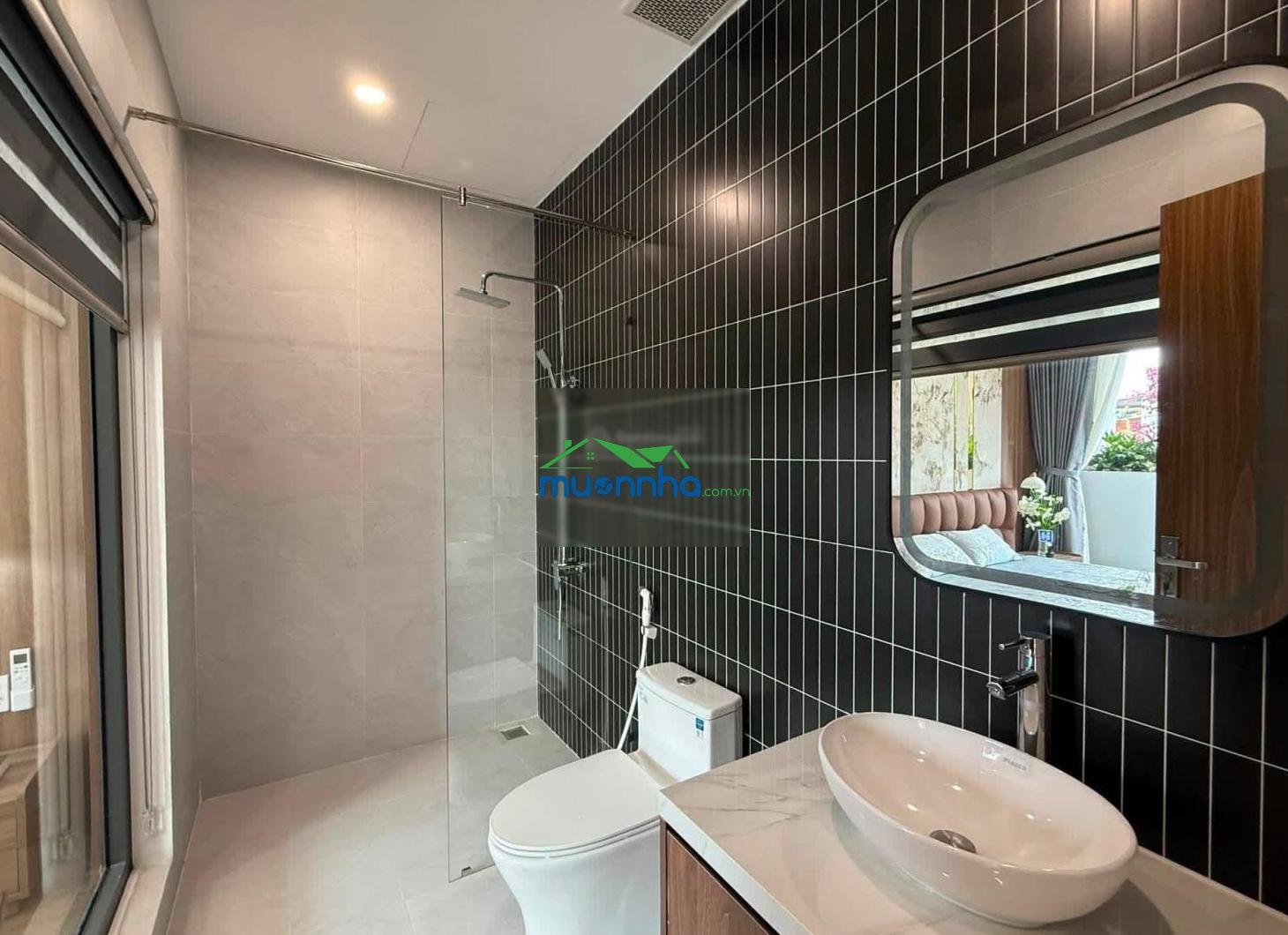 Bán nhà 2 lầu 6x20m aeon bình tân chỉ 5 phút. giá 900 triệu - đang cho thuê 25 triệu / tháng