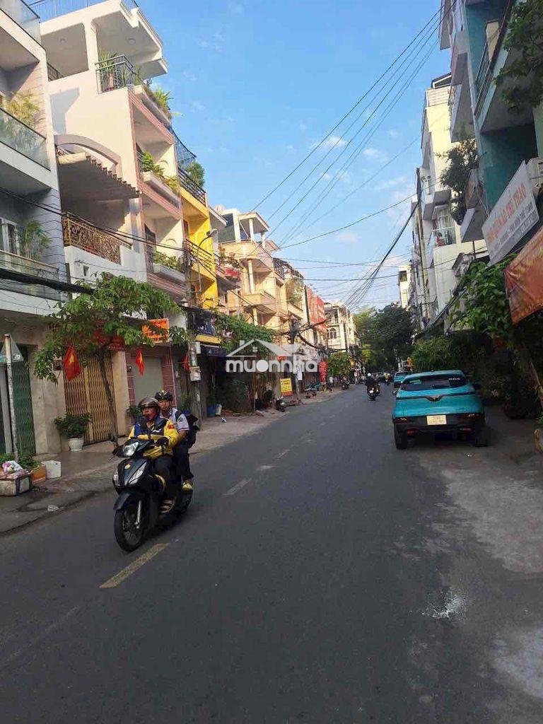 Bán nhà mtkd khu bàu cát,ngay đồng đen,dt 4,4x18m,2 tầng,giá rẻ