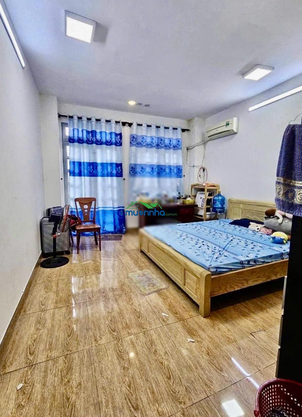 Võ văn vân, tân tạo bình tân, hẻm 8m, 56m2, 2 tầng 4pn, chủ đang gấp bán.