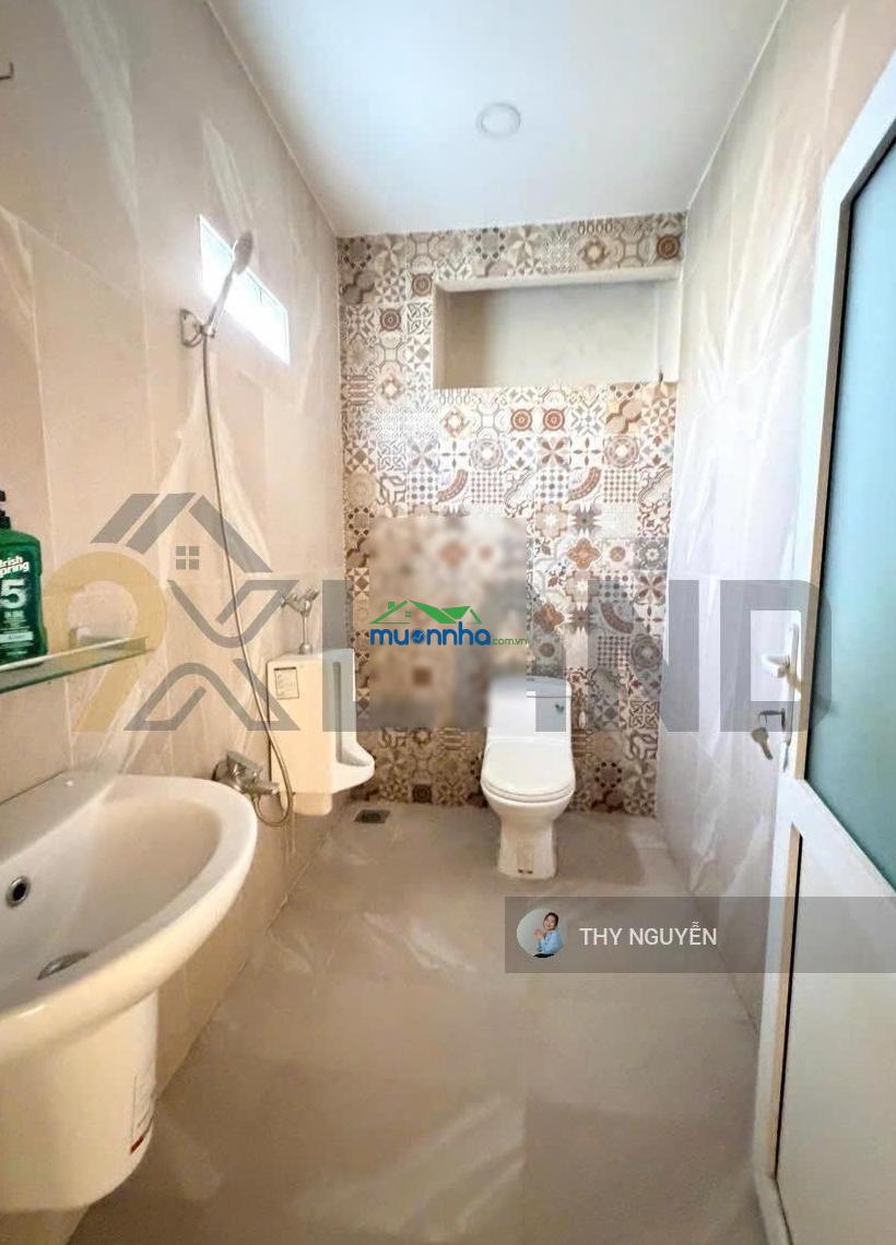Nhà mới 4 tầng- xây kiên cố- ngay phạm văn đồng - p linh tây- tk ôtô vào nhà được- 100.2m2 ngang 9m