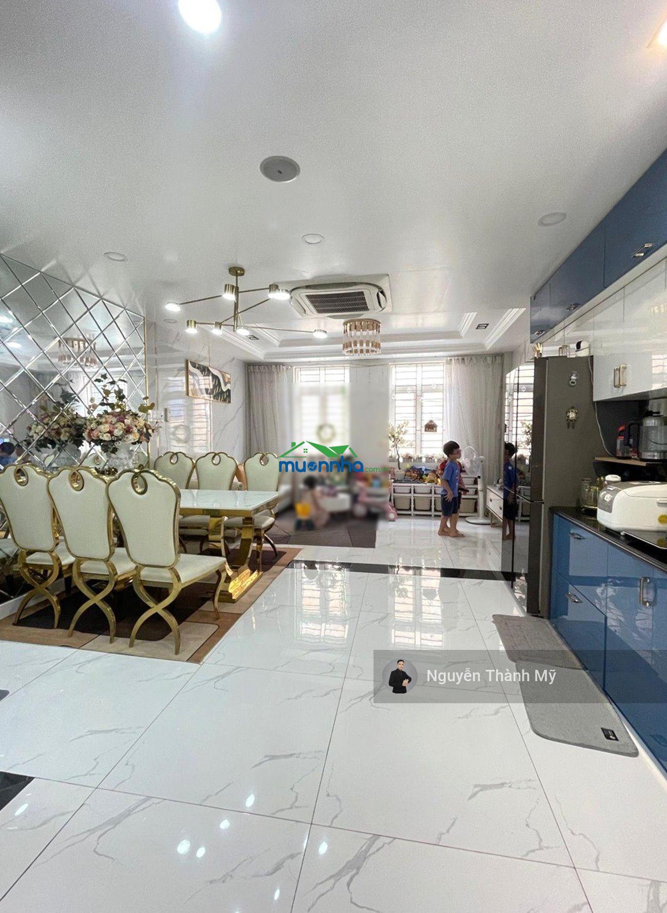 Giảm sâu 800tr! công viên làng hoa - hẻm xe hơi - 5 tầng vip - chỉ 6,99 tỷ!