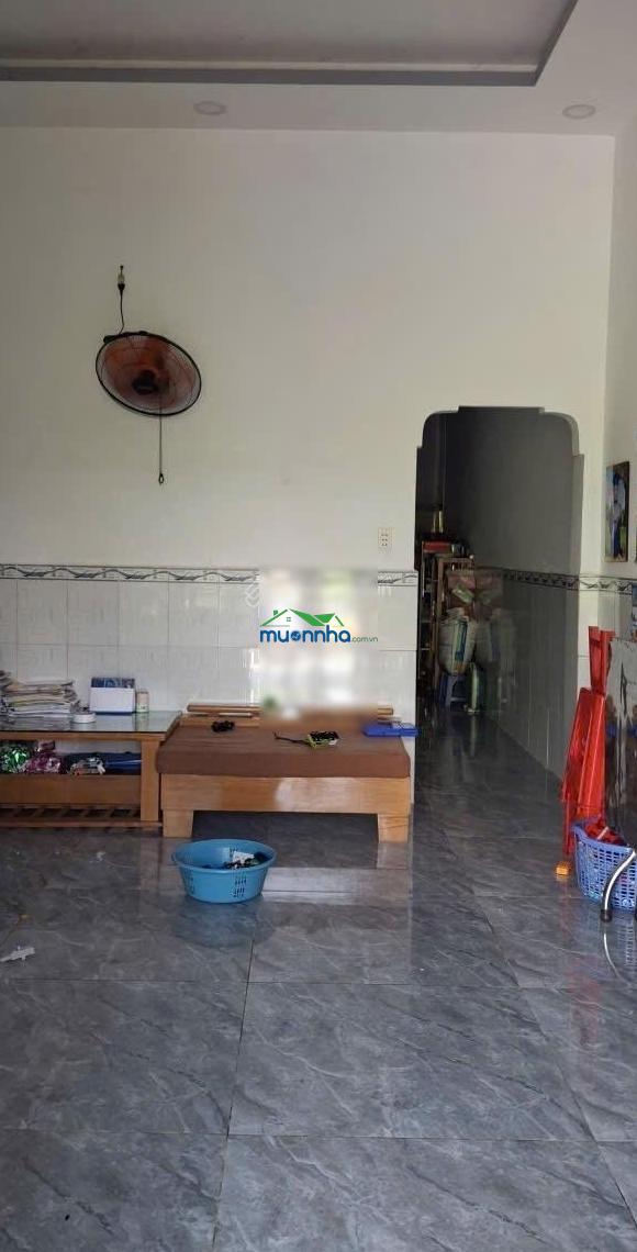 Nhà cấp 4 sát công viên 57m đất vuông vức chỉ vài bước chân ra không gian xanh mát