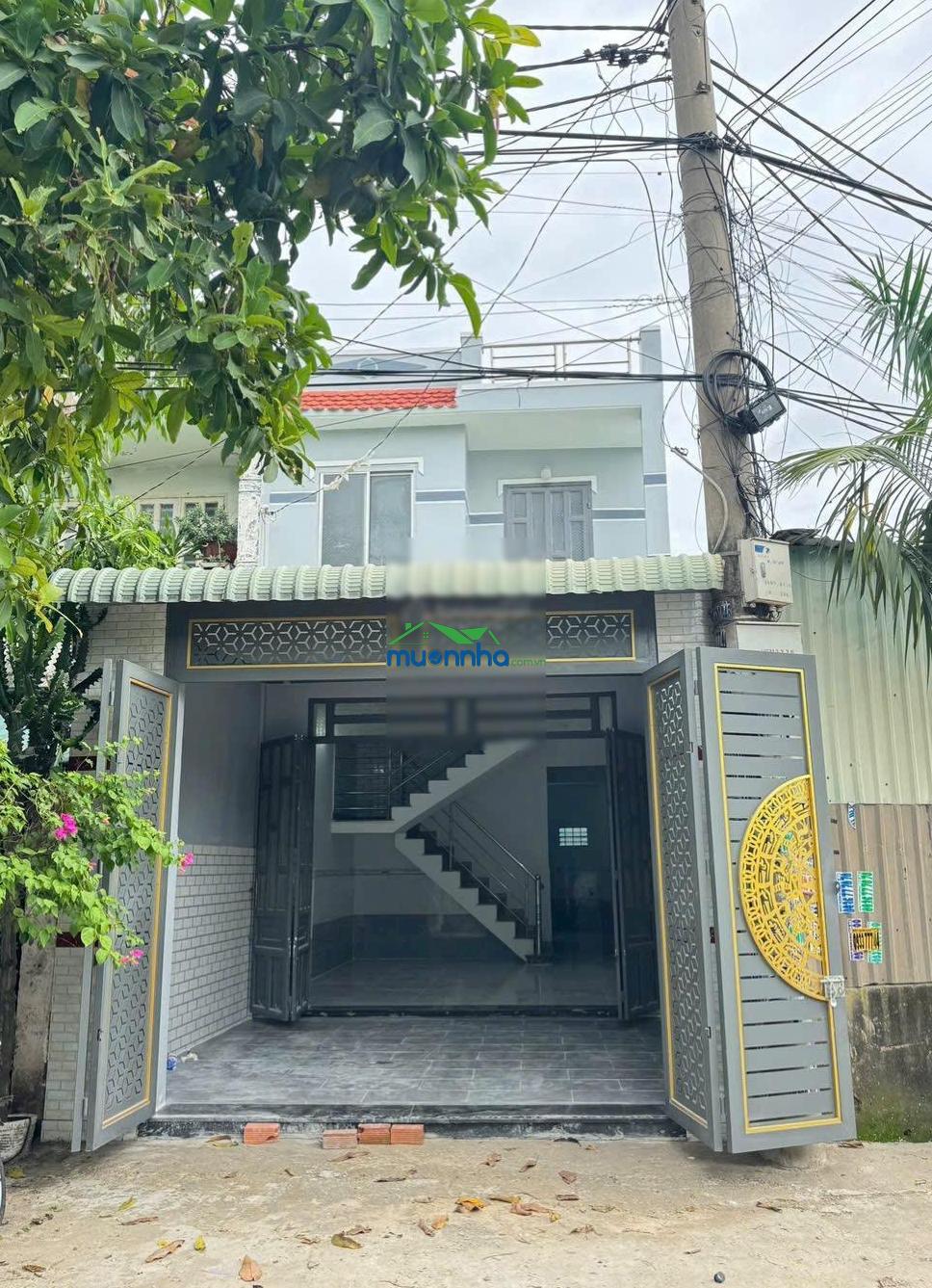 Nhà an phú tây-bình chánh giá 1tỷ200tr gần chợ hưng long.đường hẻm rộng xe hơi vào tận cửa.