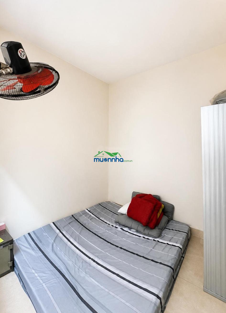 5.2 tỷ - nhà 3 tầng 5 pn - đường ô tô - ngay võ văn hát - 2
