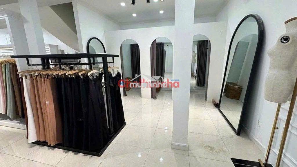 Cho thuê nhà hxt lê văn sỹ quận 3 - ngang gần 8m trống suốt - 4