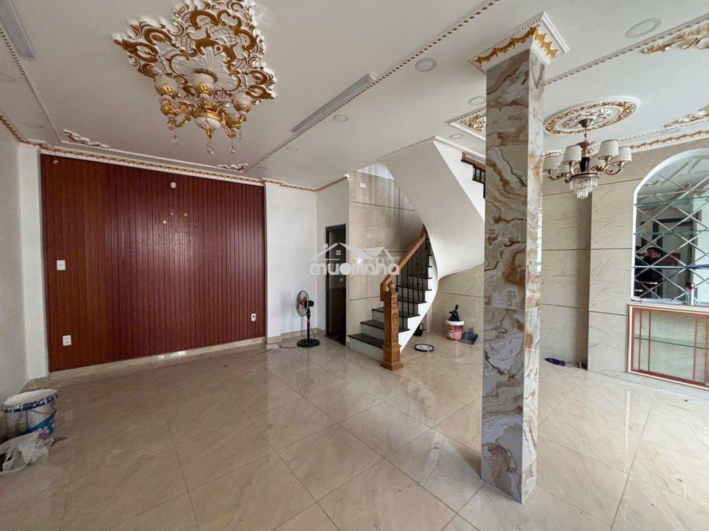 Cho thuê nhà hxh thành thái,q10.dt:6x7m 5 tầng mới(5pn+5wc)  - 3