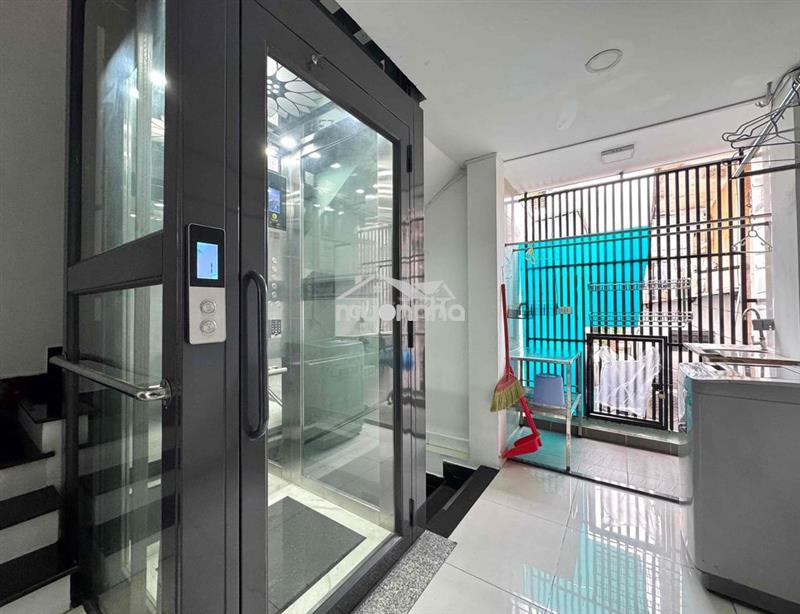 Cho thuê phòng 4x hssv ngay ga sài gòn full nội thất quận 3