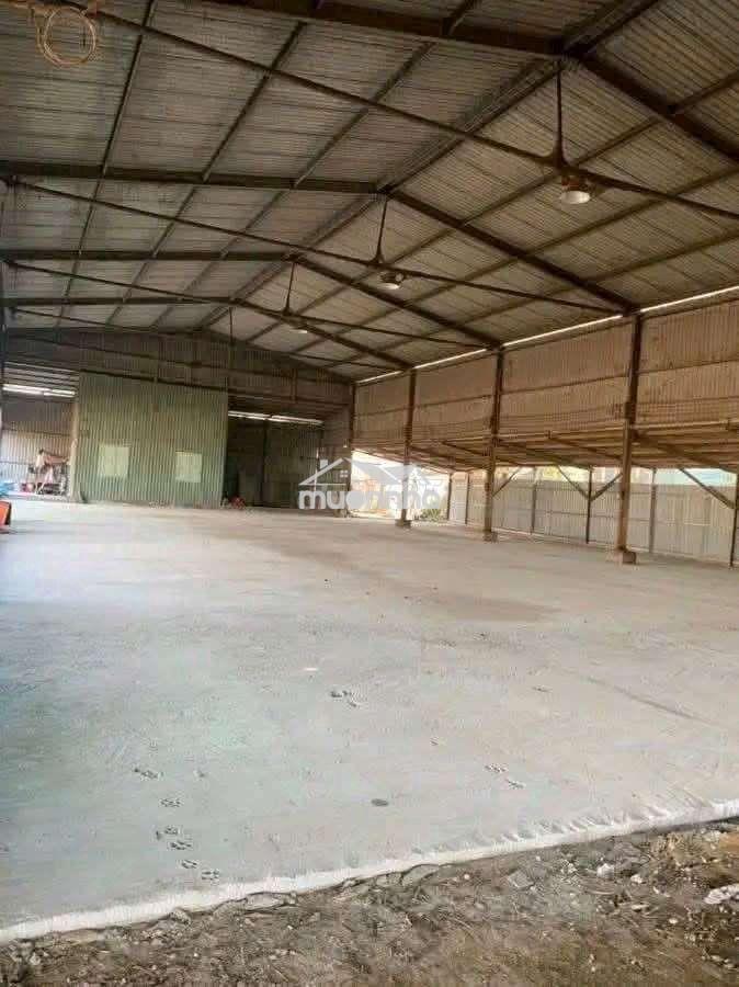 Cho thuê 2000m. giá 55tr /1 tháng đường quách điêu vĩnh lộc a
