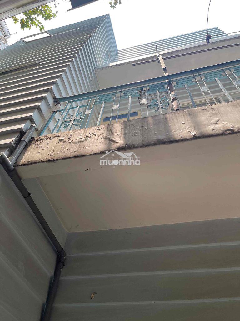 Nhà bán đường tôn đản f14q4
