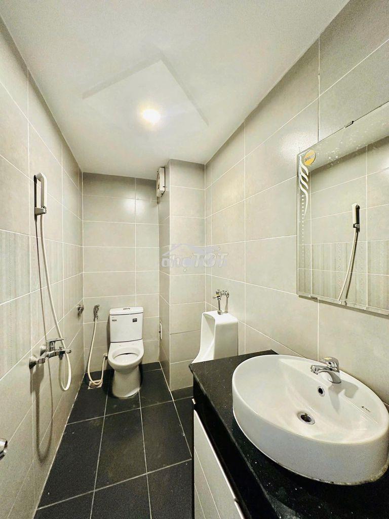 Siêu phẩm tòa nhà ốp kính - 36c nguyễn văn trỗi, p.10, pn, 6x25m - 4