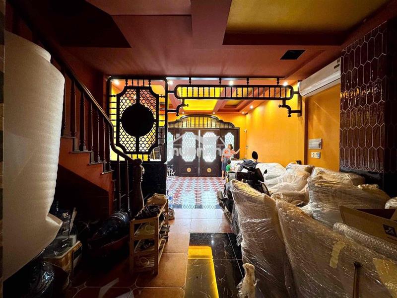 Cho thuê nhà 4pn - 3wc có nội thất