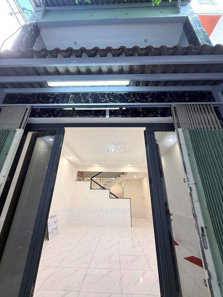 Nhà 4,4x10m ngay phạm hùng gần nhà thờ nam hải