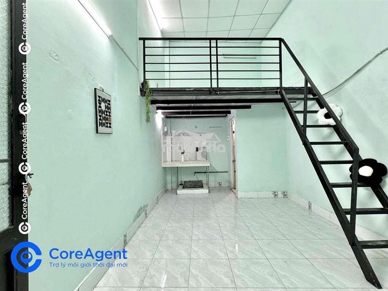Phòng trệt gác cao nhận xe điện gần đầm sen