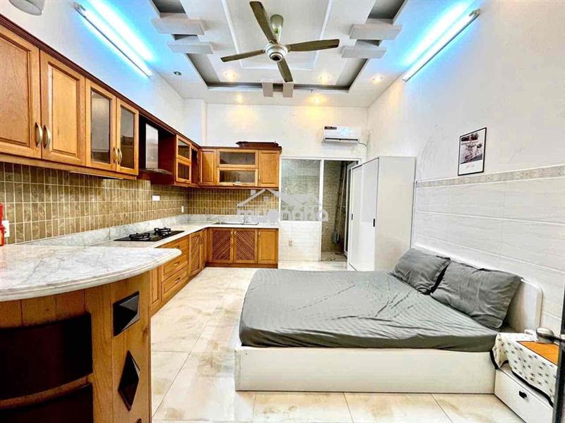 Phòng full nội thất cạnh khu him lam