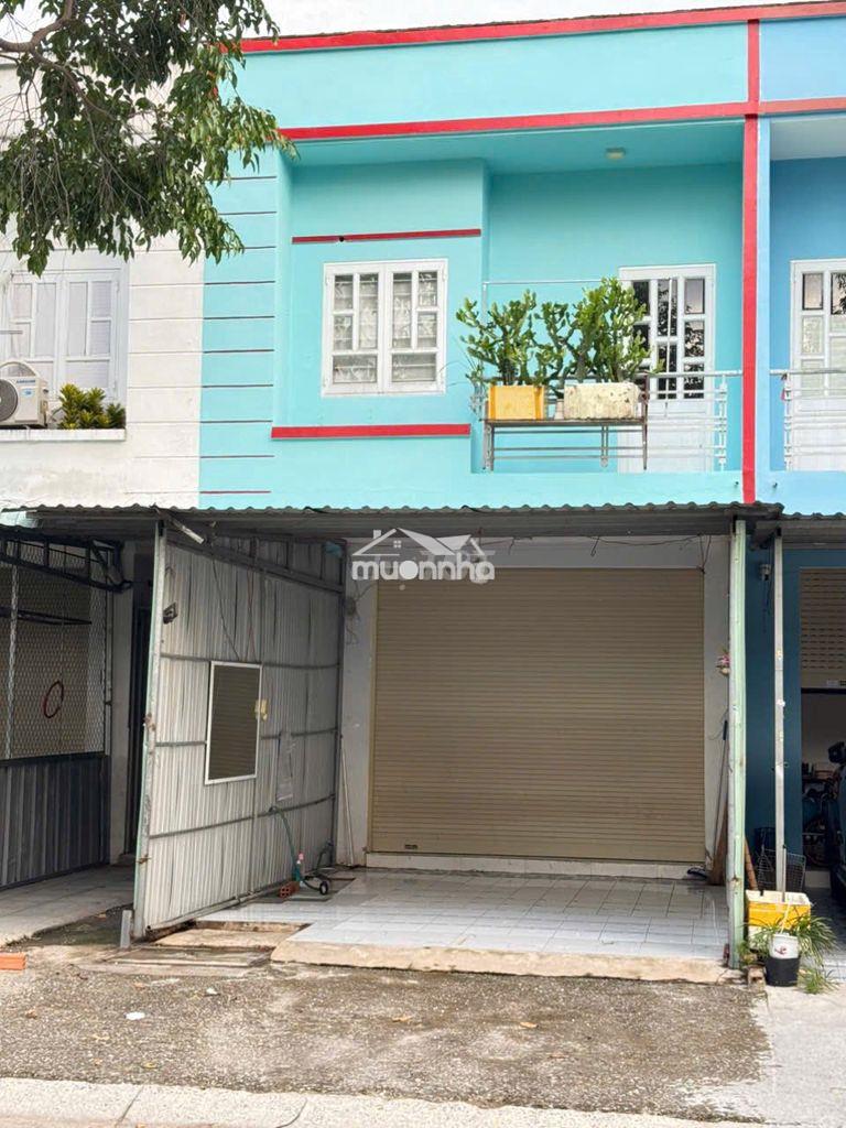 Bán gâp trọ bàu bàng 150m2/ 1 tỷ 950 gần chợ đêm bàu bàng