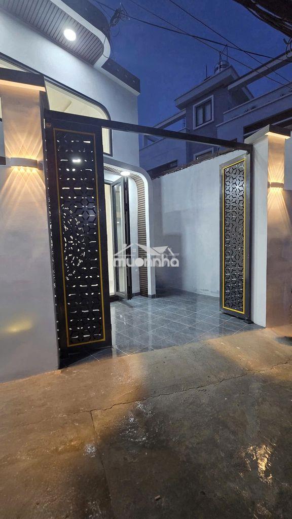 Nhà nguyễn ảnh thủ 5.4x18m xây 2 tầng 4pn, có sân trước nhà rộng rãi - 2