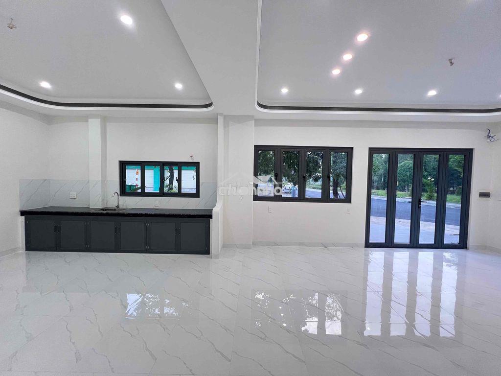 Cho thuê căn góc kđt oasis, nhà mới 100%, 3pn, 2wc - 4