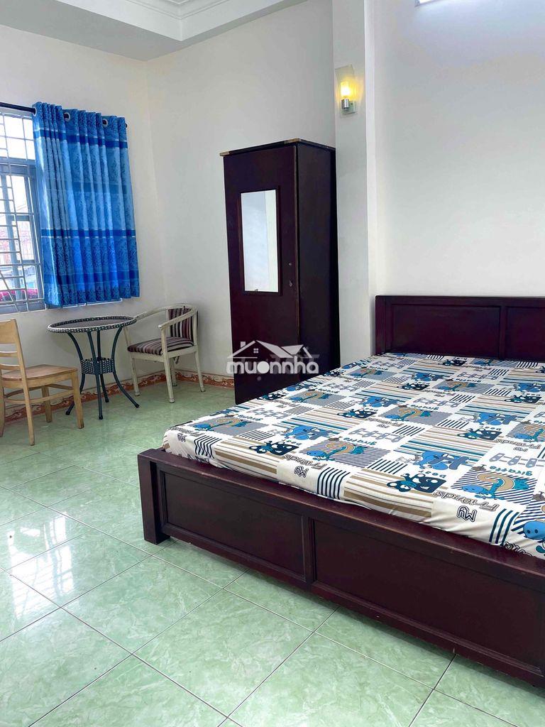 Phòng đủ tiện nghi trung tâm quận tân phú