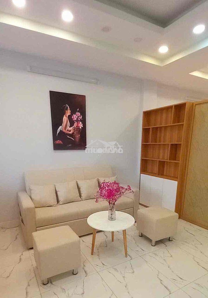 Cho thuê chung cư. lầu 1. đường trần quang diệu.phường 13.quận 3.