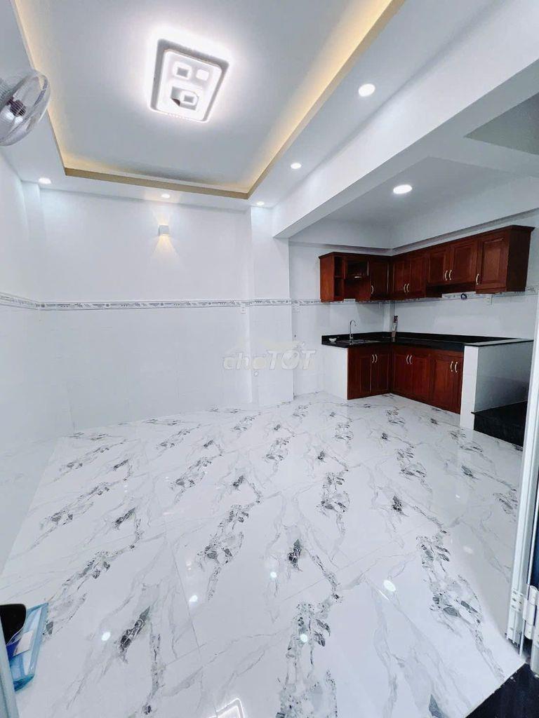 Nhà đẹp q4- căn góc 3 tầng- 26m2- chỉ 3 tỷ nhỉnh - 2