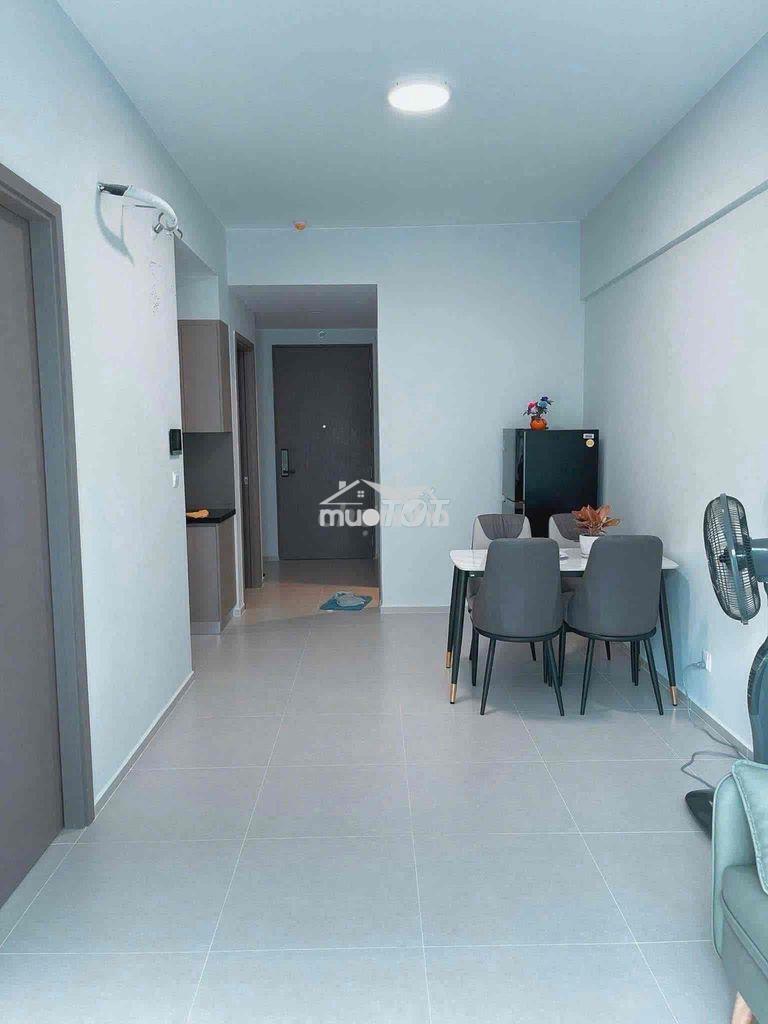 Cần cho thuê 59m2 2pn2wc  8triệu full nội thất - hướng mát- westgate - 3